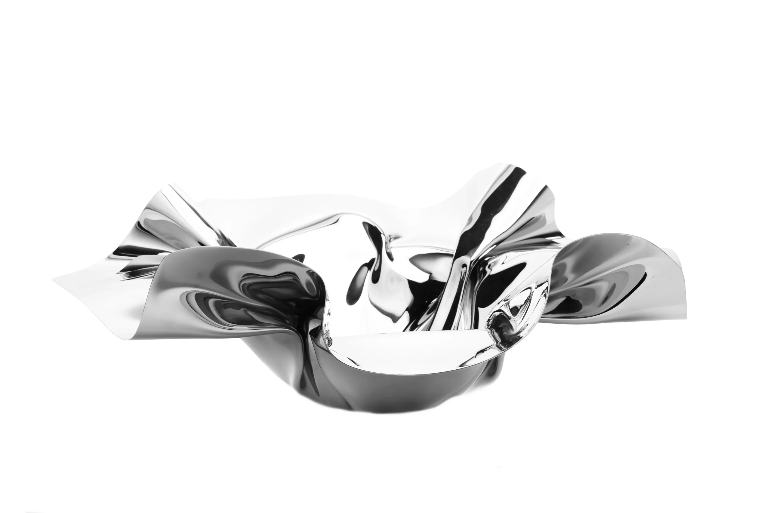 14" Round Stainless Steel Ruffled Design Serving Bowl