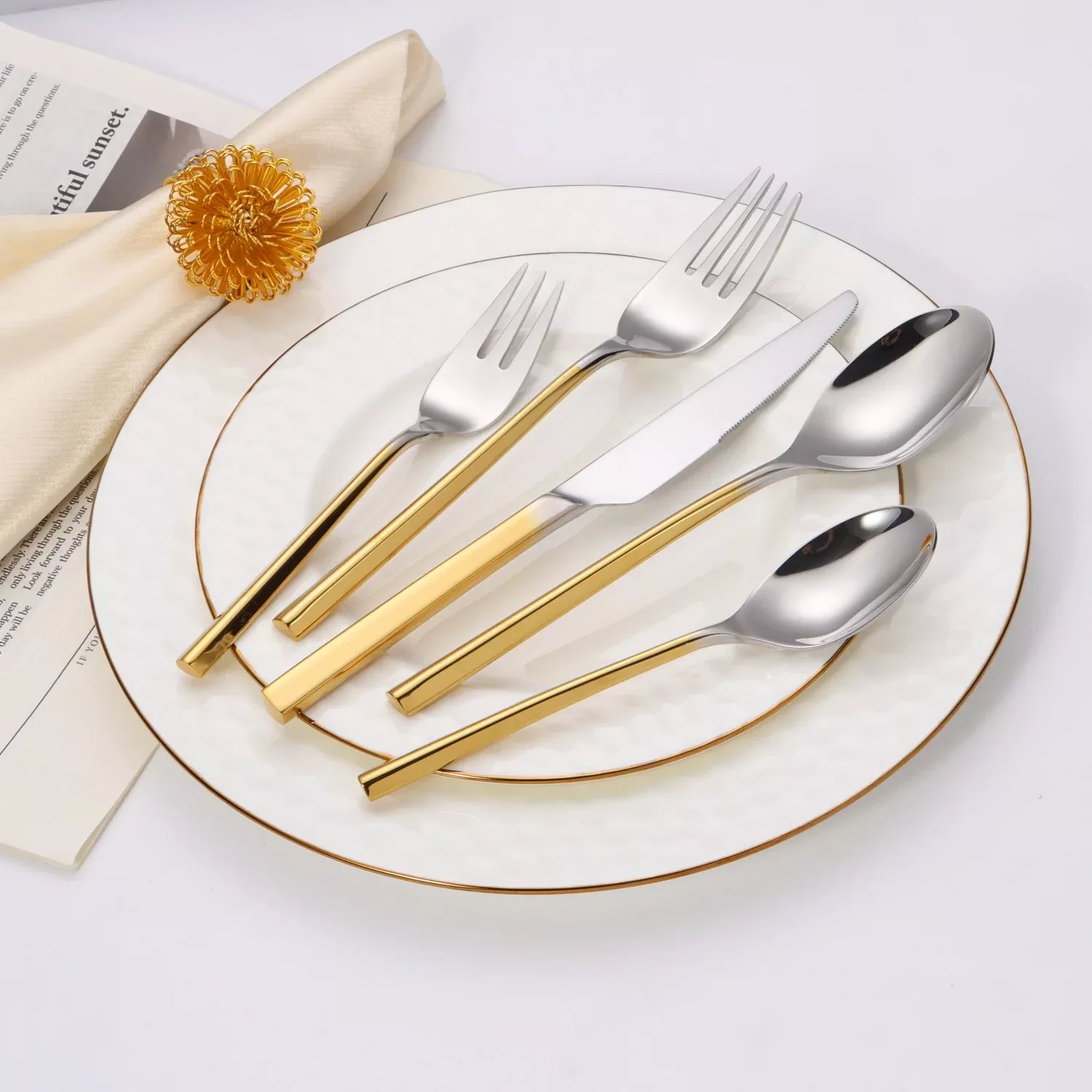 20 pc flatware set - Silver - Modern Tri-Angled Handle