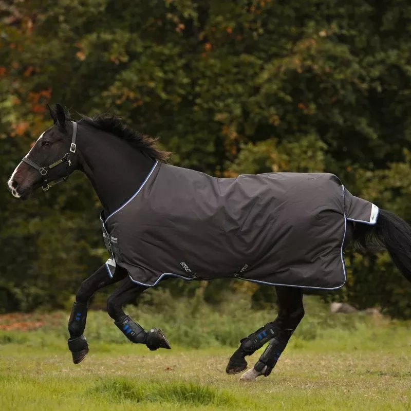 Amigo Pony Bravo 12 Lite Turnout