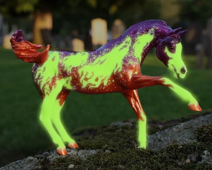 Breyer Spectre Glow-in-the-Dark! Halloween Horse