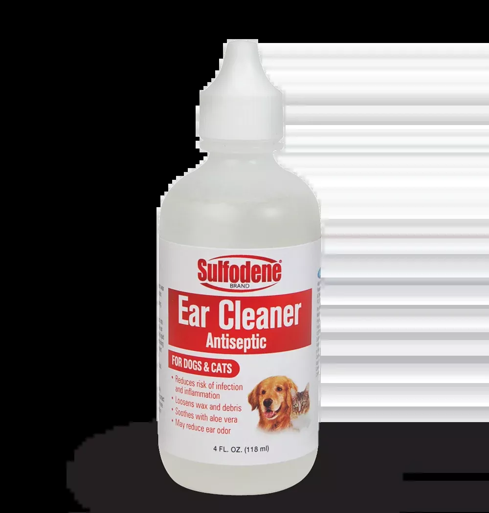 Farnam Ear Cleaner for Dogs & Cat Relieves Scratching