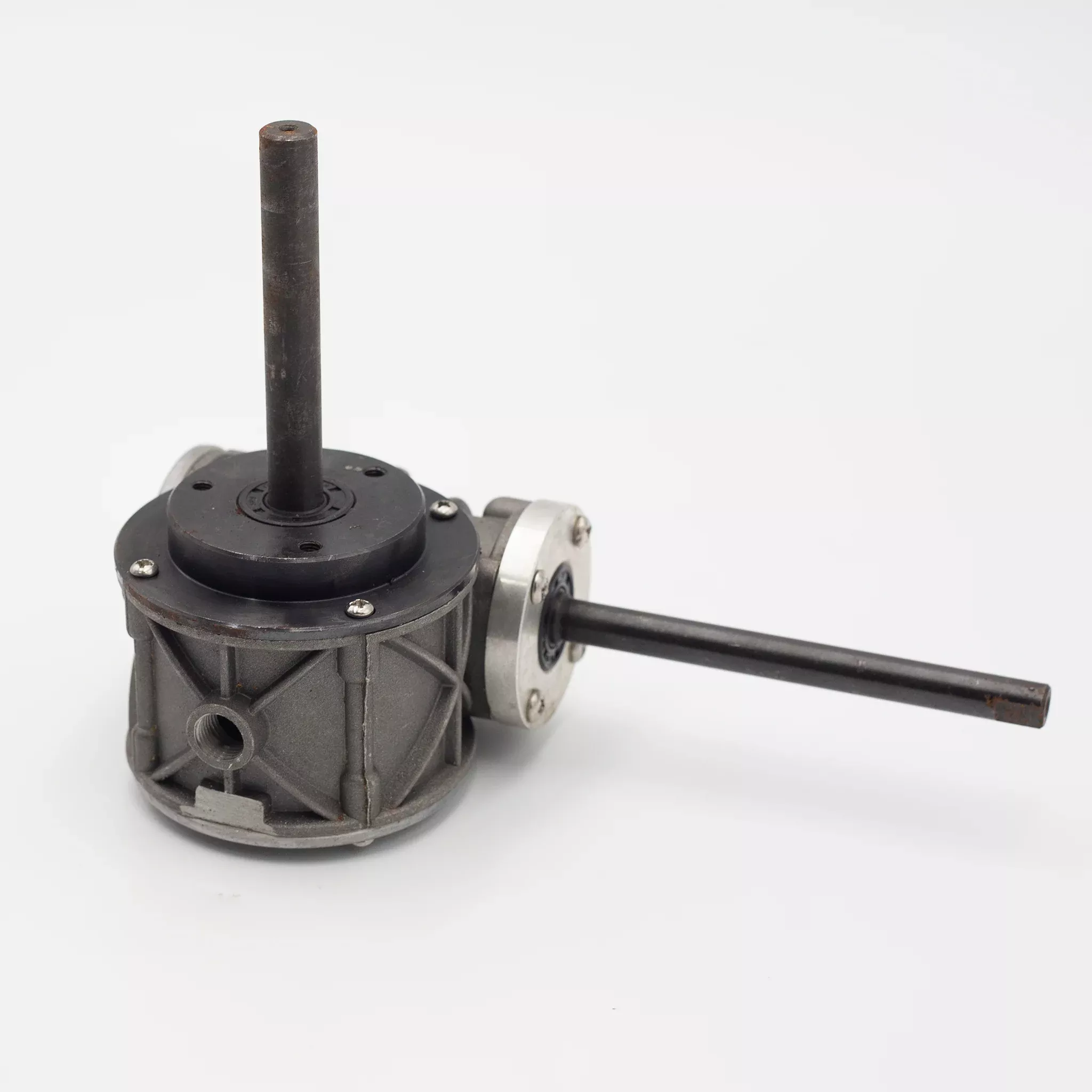 Wormgear Case Assembly